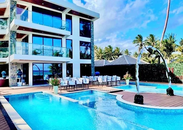 Maui Palms