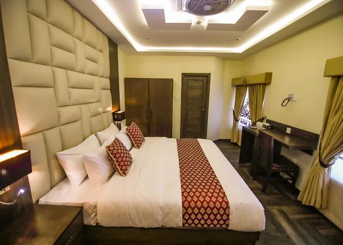 Jhelum Inn Hotel