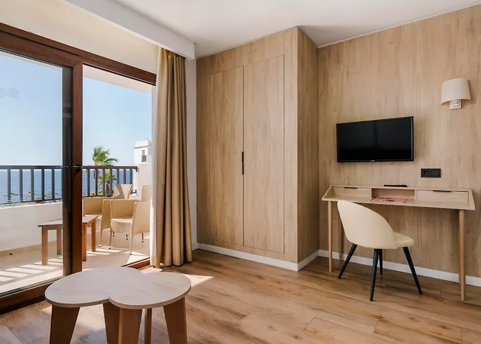 Alua Suites Las Rocas - Hyatt Inclusive Collection