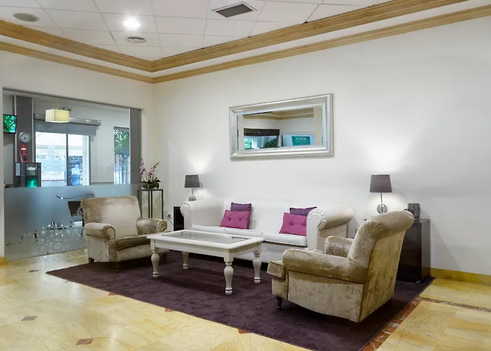 Hotel Maestranza