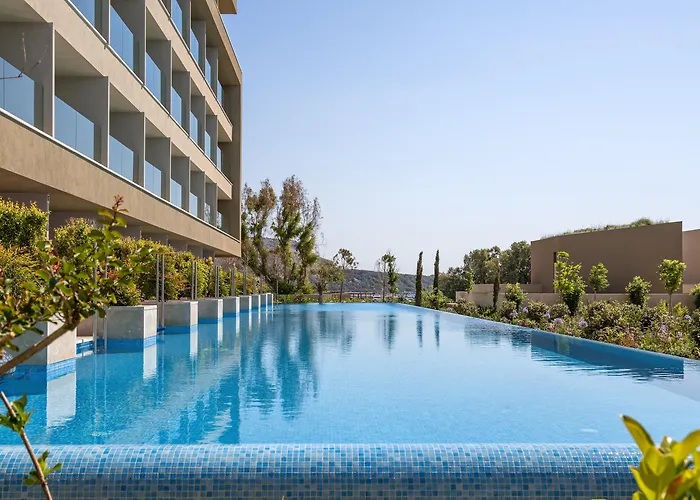 Amada Colossos Resort