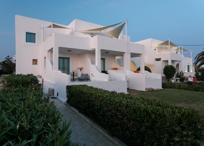 Liana Beach Hotel & Spa