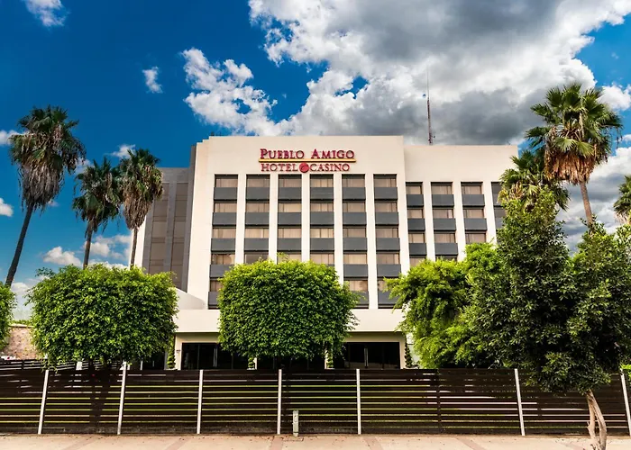 Pueblo Amigo Hotel Plaza Y Casino