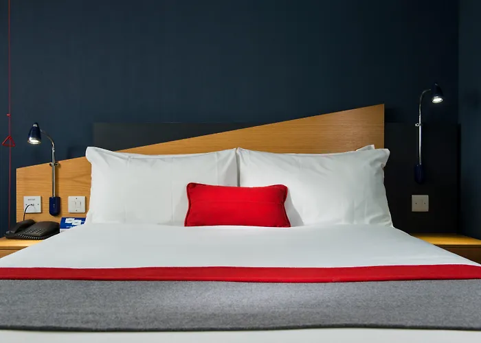 Holiday Inn Express Exeter East By Ihg
