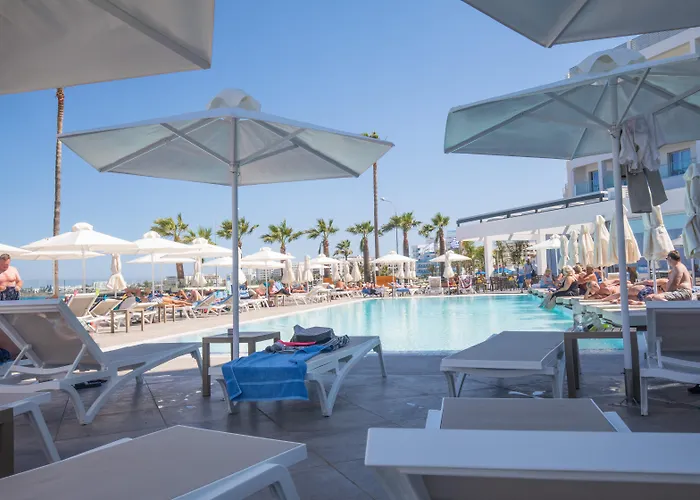Evalena Beach Hotel