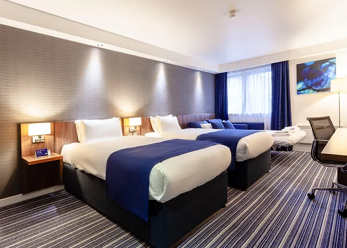Doubletree By Hilton Edinburgh Airport