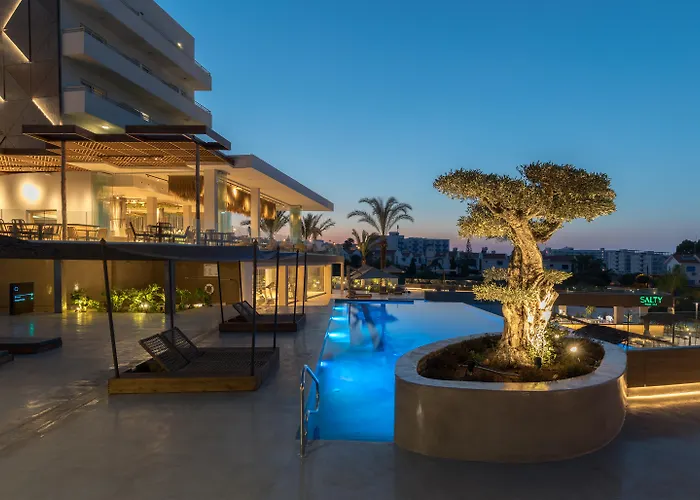 Cavo Zoe Seaside Hotel