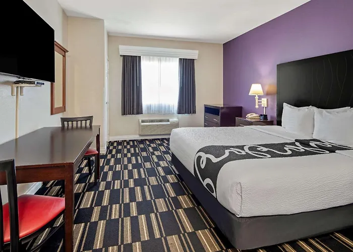 The Hotel Oceanside
