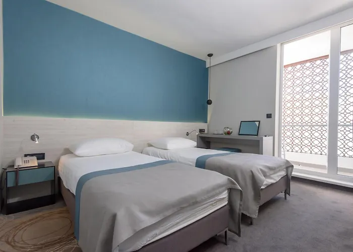 Hotel Kolovare