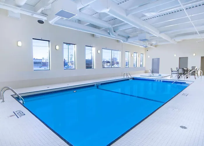 Best Western Plus Winnipeg Airport Hotel