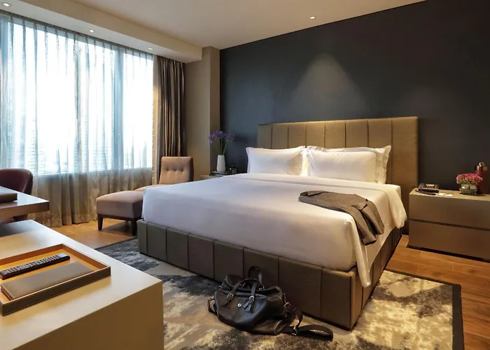 Makati Diamond Residences