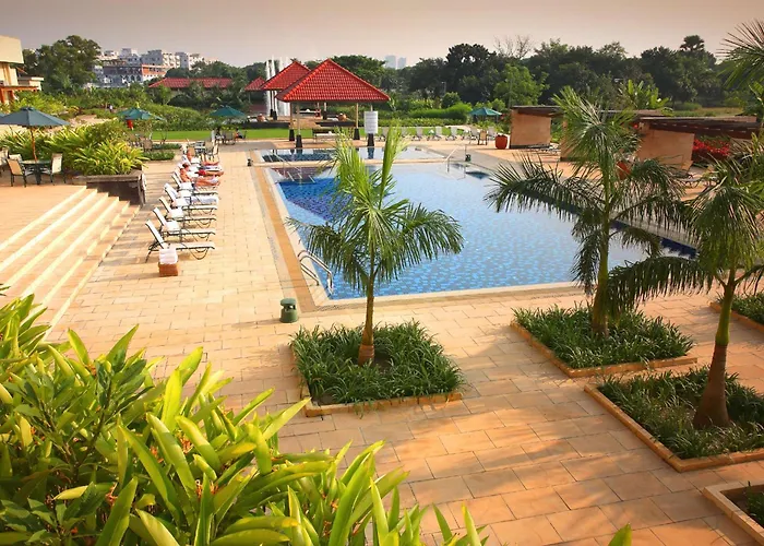 Radisson Blu Dhaka Water Garden