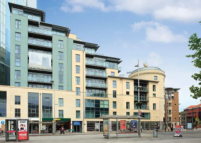 Saco Bristol - Broad Quay