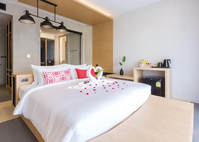 Aurico Kata Resort & Spa - Sha Extra Plus