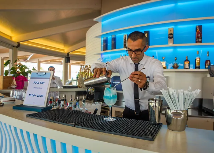 Hotel Baia Di Conte Club & Resort