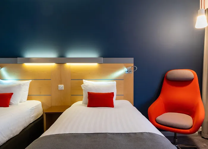 Holiday Inn Express Dundee By Ihg