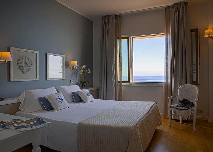 Hotel Punta Nord Est
