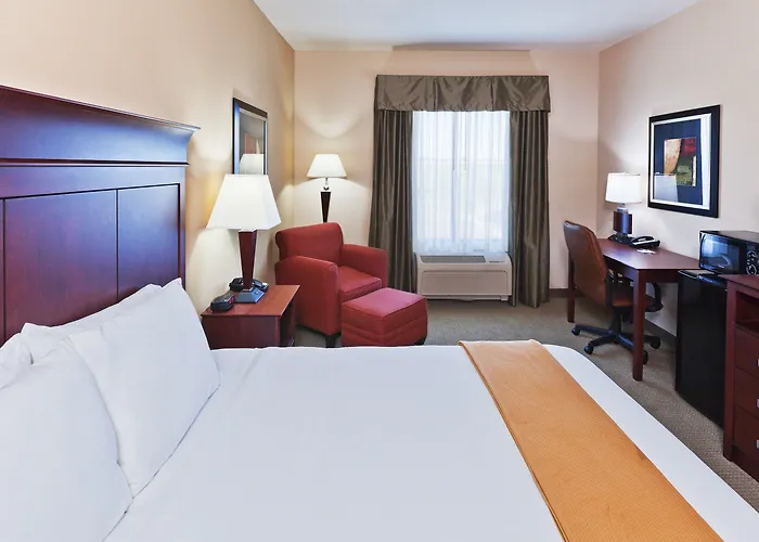 Holiday Inn Express & Suites Poteau By Ihg