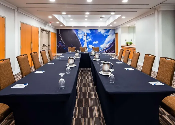 Best Western Premier Toronto Airport Carlingview Hotel