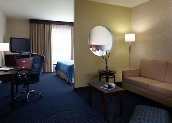 Spark By Hilton Montreal Brossard