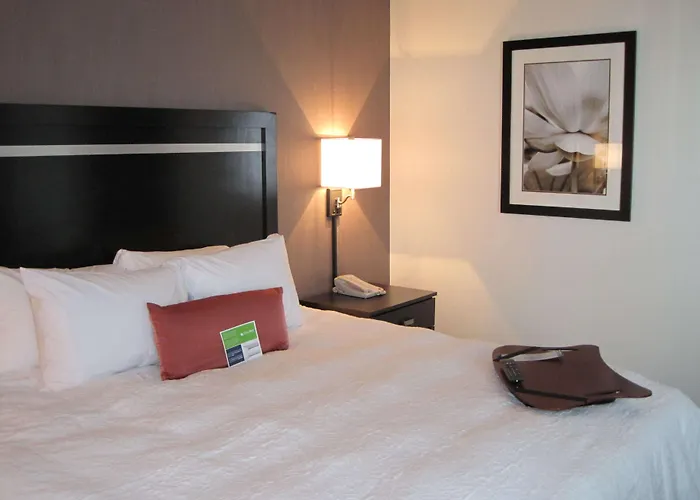 Hampton Inn By Hilton Fort Saskatchewan