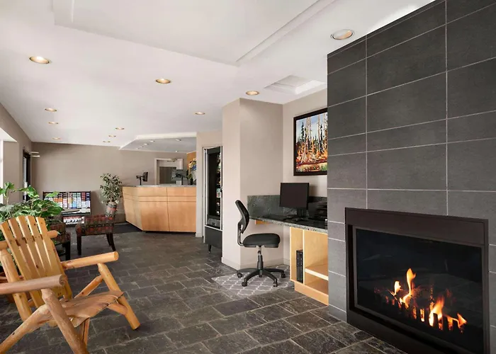 Travelodge By Wyndham Abbotsford Bakerview