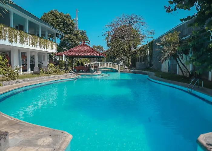 The Cakra Hotel