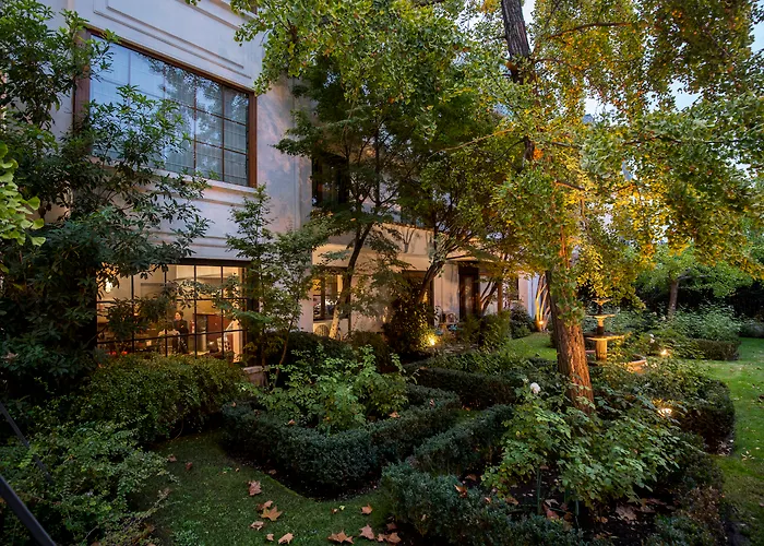 Park Plaza Bonaparte Boutique