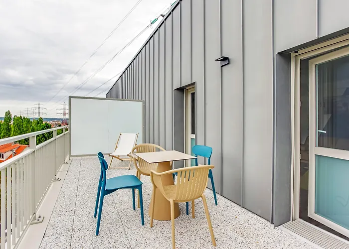 All Suites Appart Hotel - Palaiseau - Massy Tgv