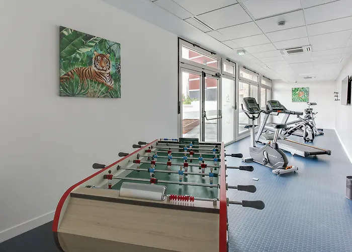 All Suites Appart Hotel - Palaiseau - Massy Tgv