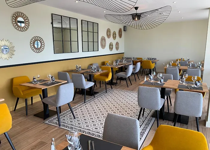 Logis Hotels - Le Bellaroc - Hotel 2 Etoiles Et Restaurant