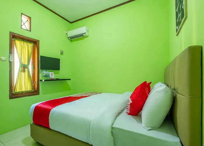 Oyo 1399 Cemara Residence Syariah