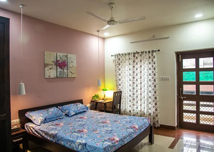 Near Aiims Cook-Your-Own Kitchen Family Villa