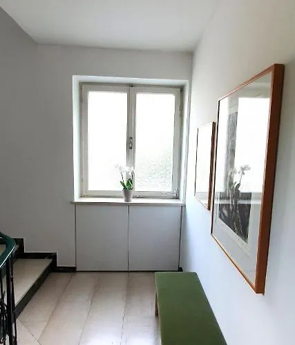 Zweizimmer-Wohnung mit Parkgarage