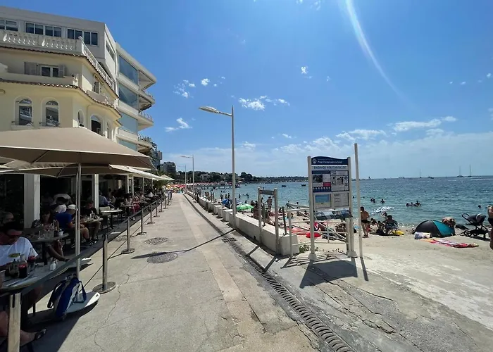 Centre De Juan Les Pins 100M Plages Easy Check-In