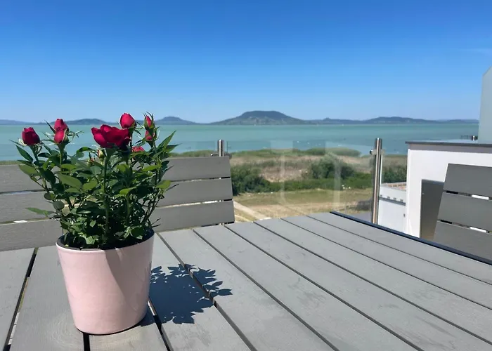 Fenyves Beach Apartman Delux