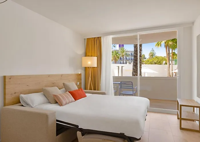 Palmanova Beach Apartments By Trh (Adults Only)