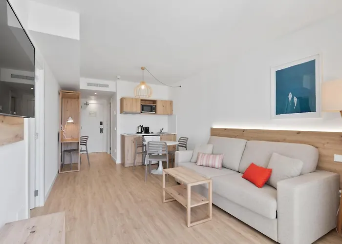 Palmanova Beach Apartments By Trh (Adults Only)