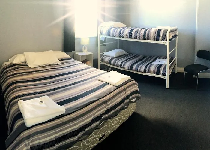 Kearsley Hotel