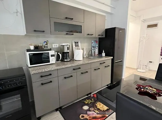 Chic Apartament Complex Inamstro