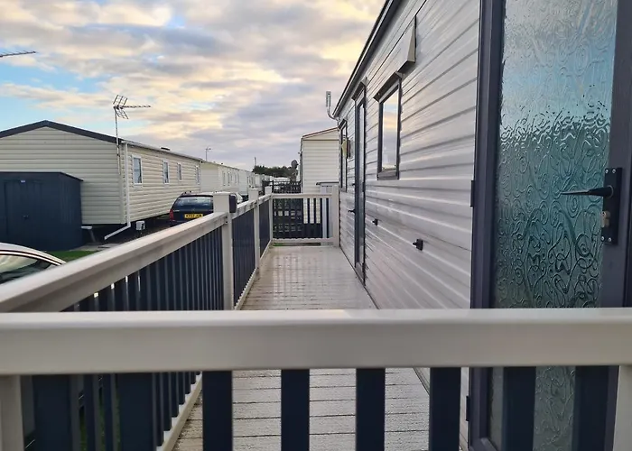 6 Berth 3 Bedroom On Seaview Herald Gold