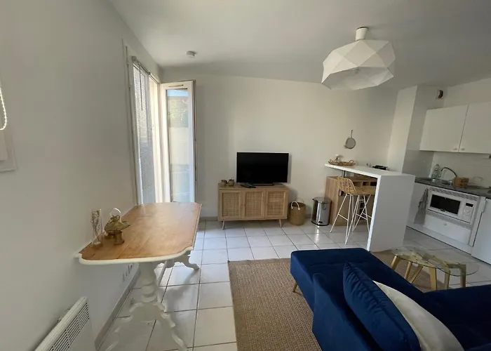 2 Pieces Avec Parking En Coeur De Ville - Appartement Lumineux Et Calme