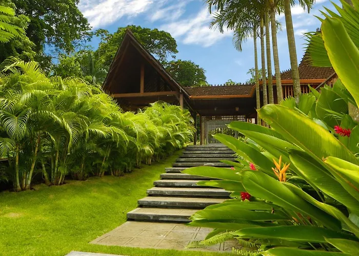 La Coralina Island House