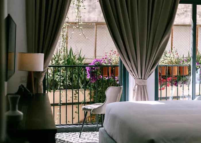 La Chronique Hotel