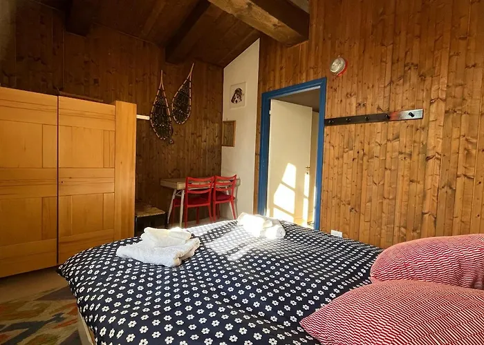 Tuckett Lodge - A Large Flat For Families And Groups Of Friends