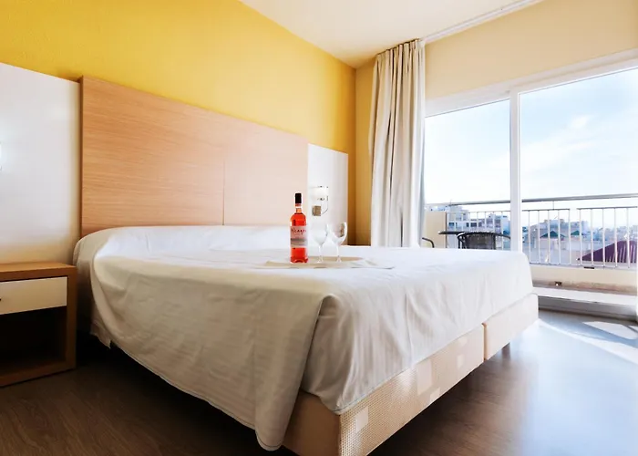 Hotel Fontana Plaza