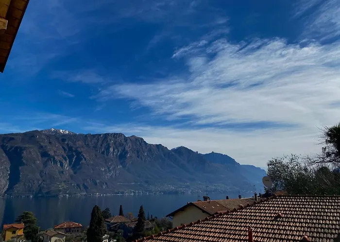 Bellagio Lake Flat - Lake View & Balcony, Near The Center