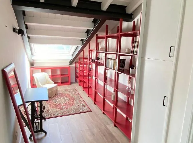 Bluu House