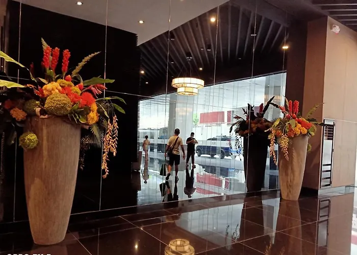 Marivic'S Place At Air Residences Makati