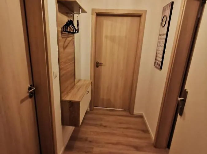 Mansarde Ferienwohnung - Modern - Zentral - Paytv